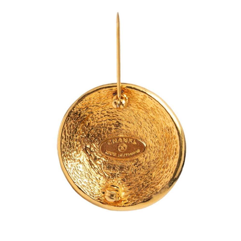 CHANEL Gold Logo Brooch - Picture 3 of 3